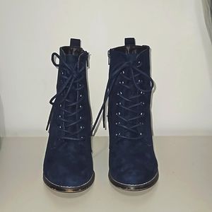 Candies size 8.5 Navy blue suede high heeled boots.